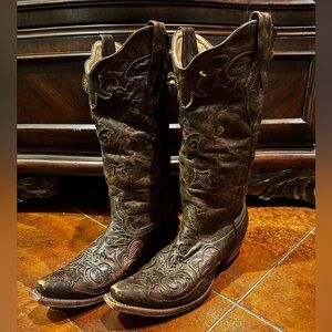 Brown Embroidered Heeled Boots